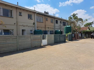 3 Bedroom Garden Flat
