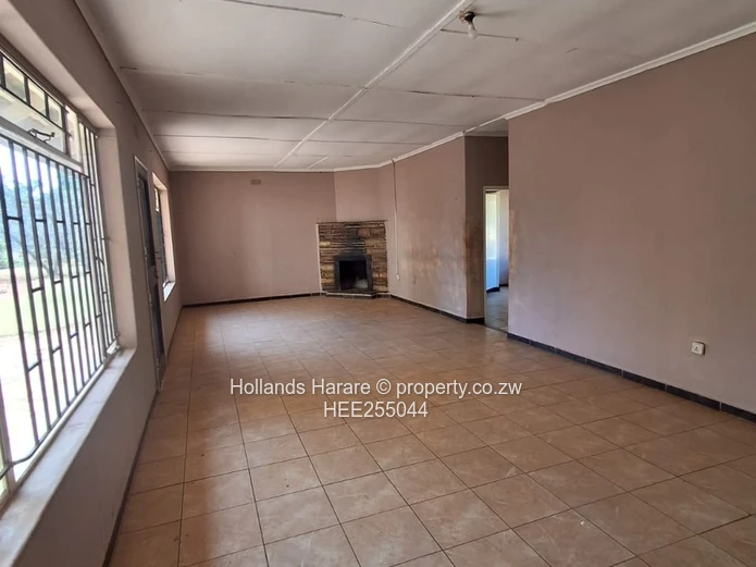 Solid 4 bed residence