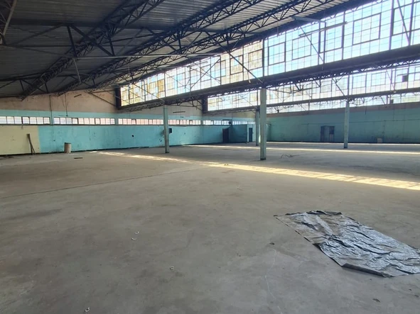 Warehouse & Factory