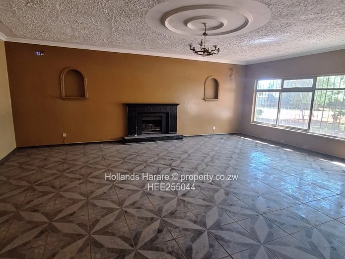 Solid 4 bed residence