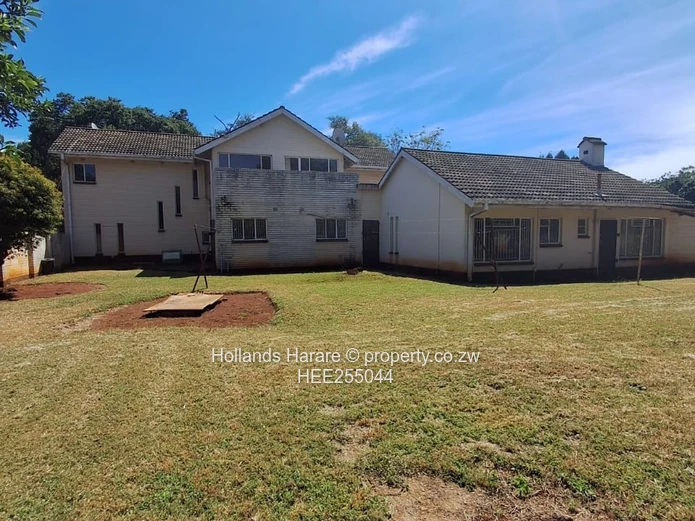Solid 4 bed residence
