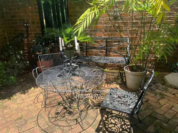 Family home in Sun River Manors