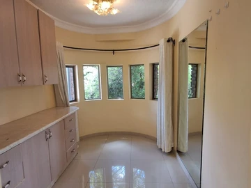 10 Bedroom Townhouse Complex