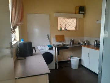 29 Bedroom Flat & Apartment